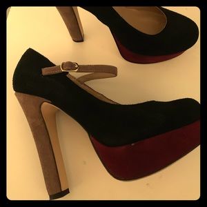 Platform suede heels